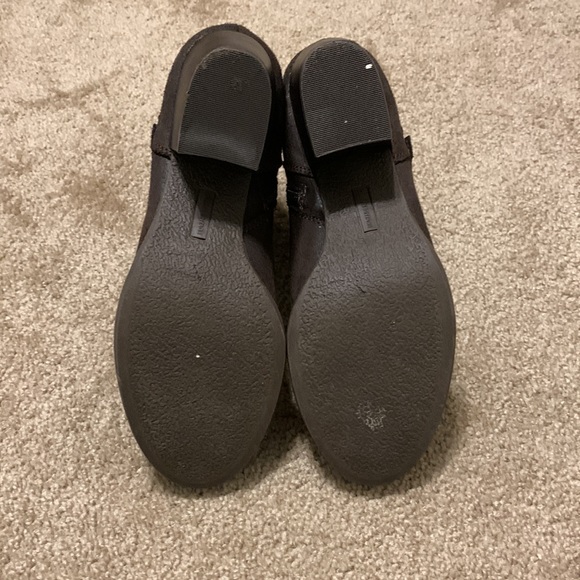 Crown Vintage Booties - Picture 6 of 11